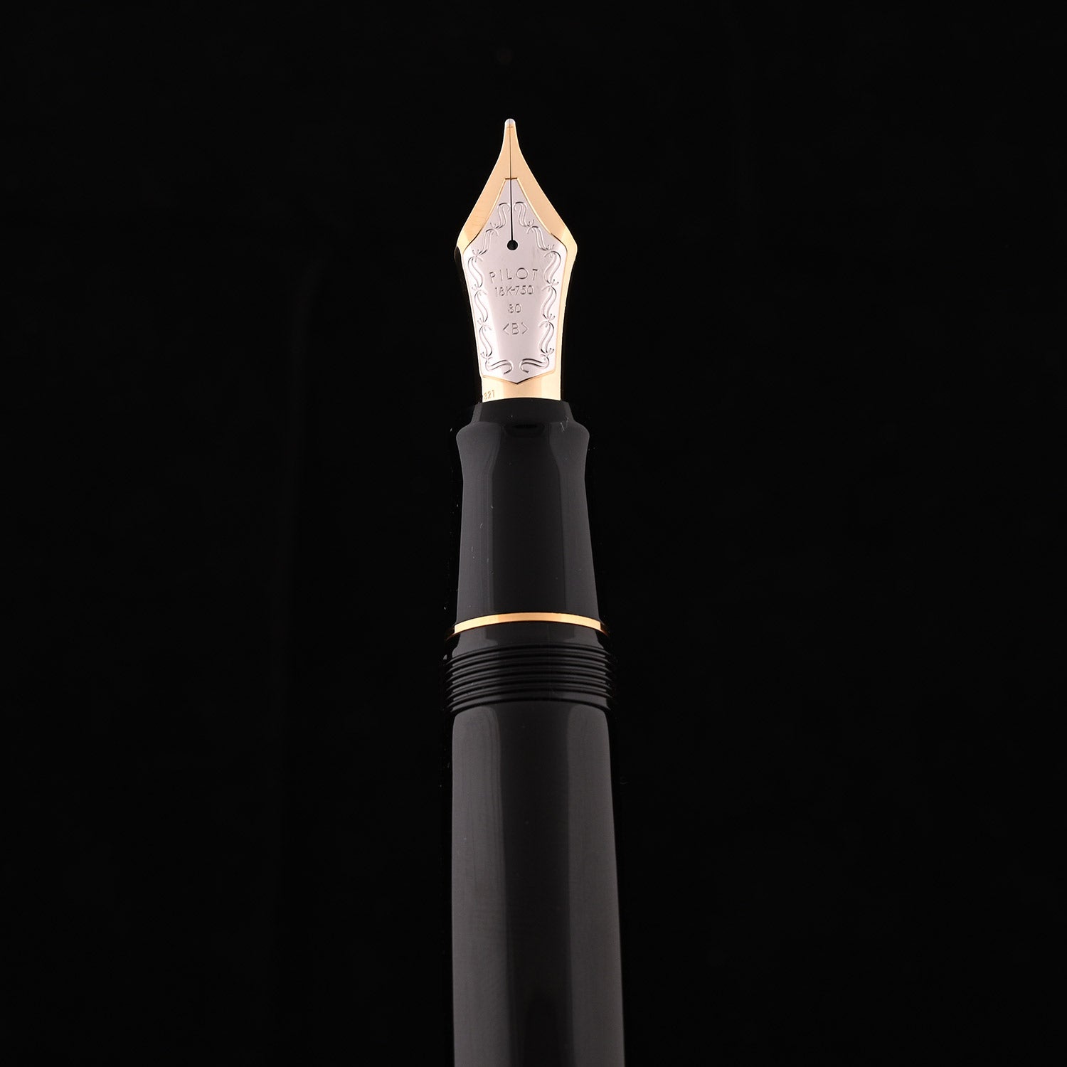 PILOT | CUSTOM URUSHI | 18K Gold With Rhodium Plating Black | Fountain Pen | Medium