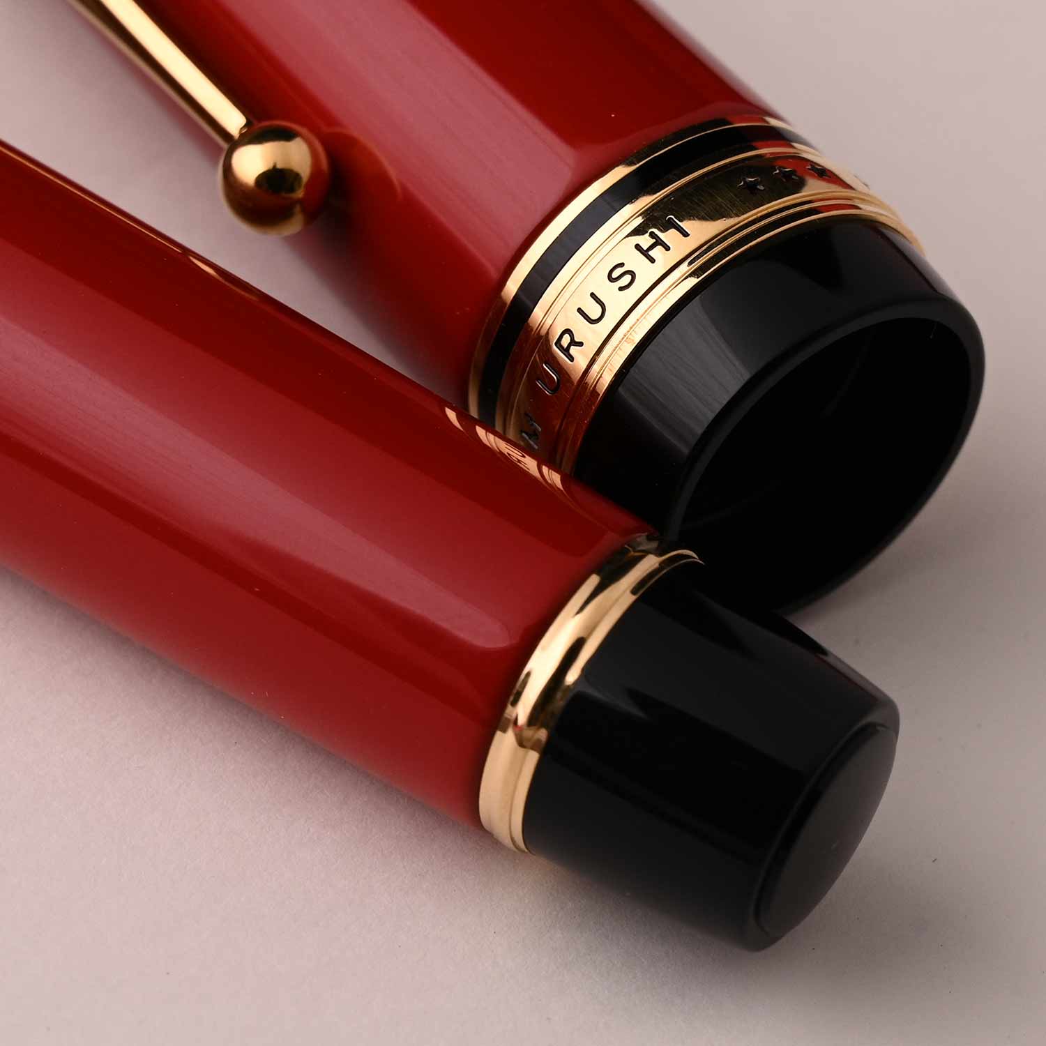 Pilot Custom Urushi Fountain Pen – Vermilion Red | 18K Gold Nib With Rhodium Plating | Broad