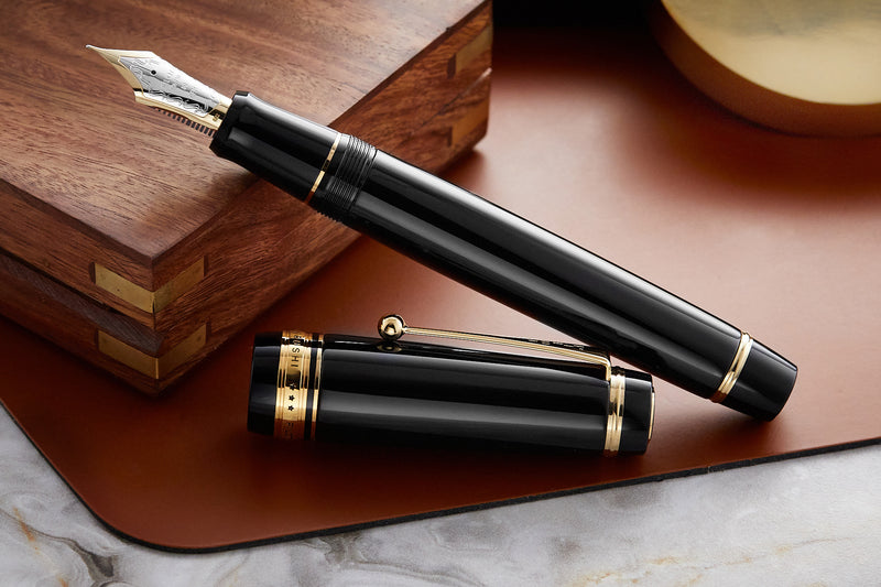 PILOT | CUSTOM URUSHI | 18K Gold With Rhodium Plating Black | Fountain Pen | Medium