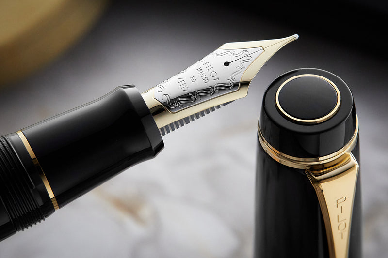 PILOT | CUSTOM URUSHI | 18K Gold With Rhodium Plating Black | Fountain Pen | Medium