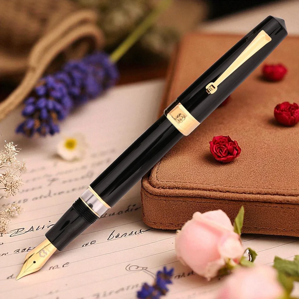 ARISTA ONE Classic Black Gold Trim PISTON FILLER FOUNTAIN PEN Fitted With Stainless Steel Fine Nib