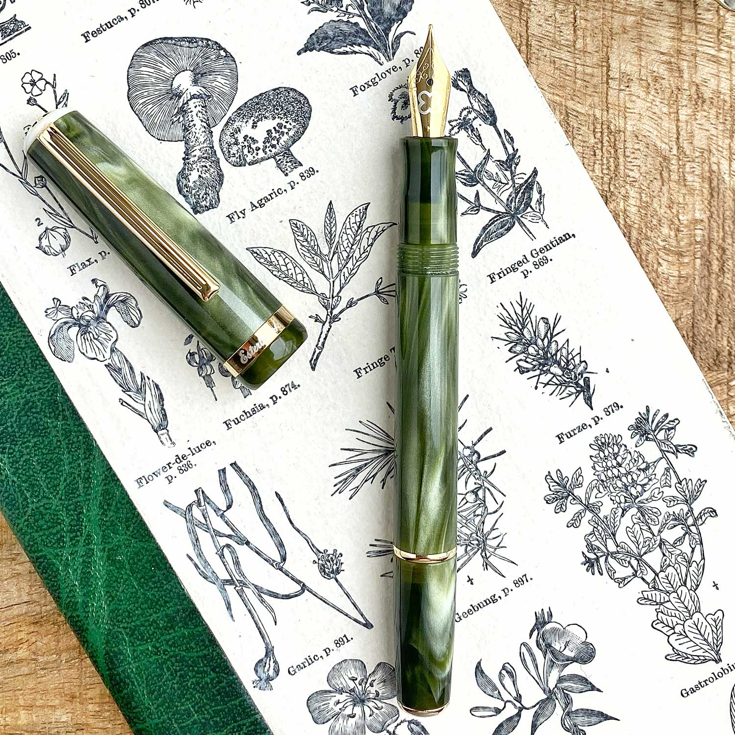 Esterbrook JR Pocket Fountain Pen - Palm Green GT Medium