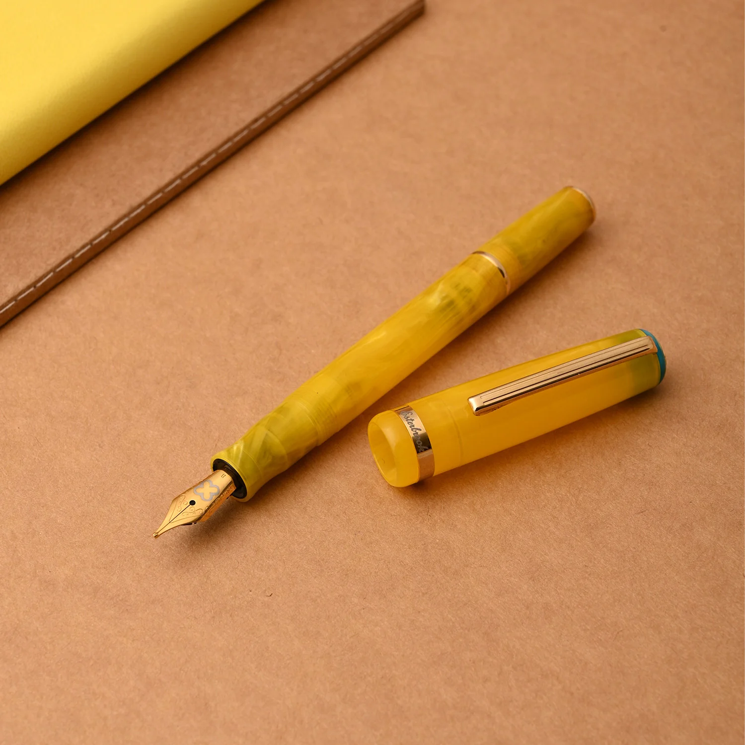 Esterbrook JR Pocket Fountain Pen - Lemon Twist GT Medium
